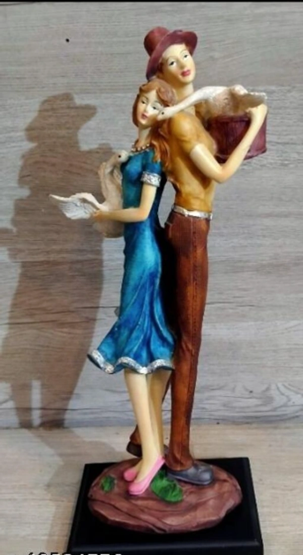 Attractive Antique Beautiful Couple Showpiece - Standard, porcelain, Other, Pack of1